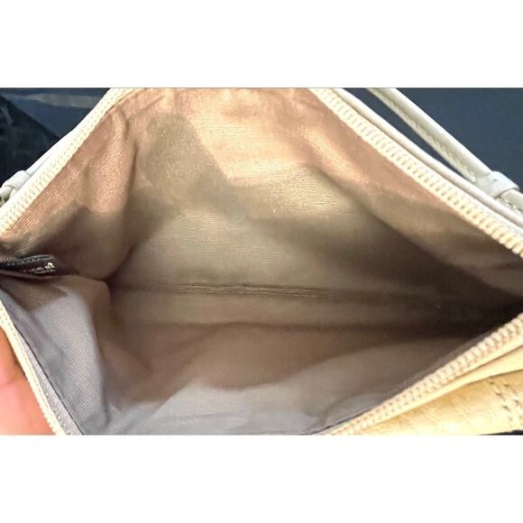 Coach Beige Pebbled Grain Leather Wristlet Front Buckle Magnetic Snap Closure. - Picture 5 of 11